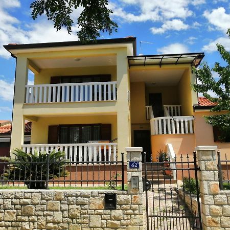 Apartamento APP Fratrici Umag Exterior foto