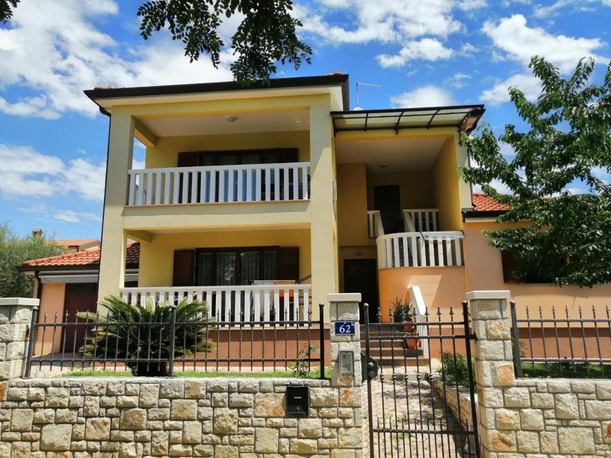Apartamento APP Fratrici Umag Exterior foto
